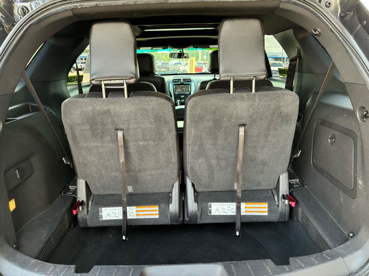 Used 2015 Ford Explorer XLT w/ Equipment Group 202A AWD/4WD image 24
