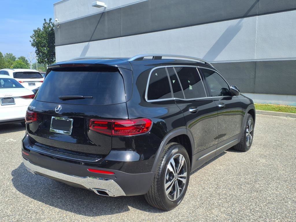 New 2025 Mercedes-Benz GLB 250 image 5