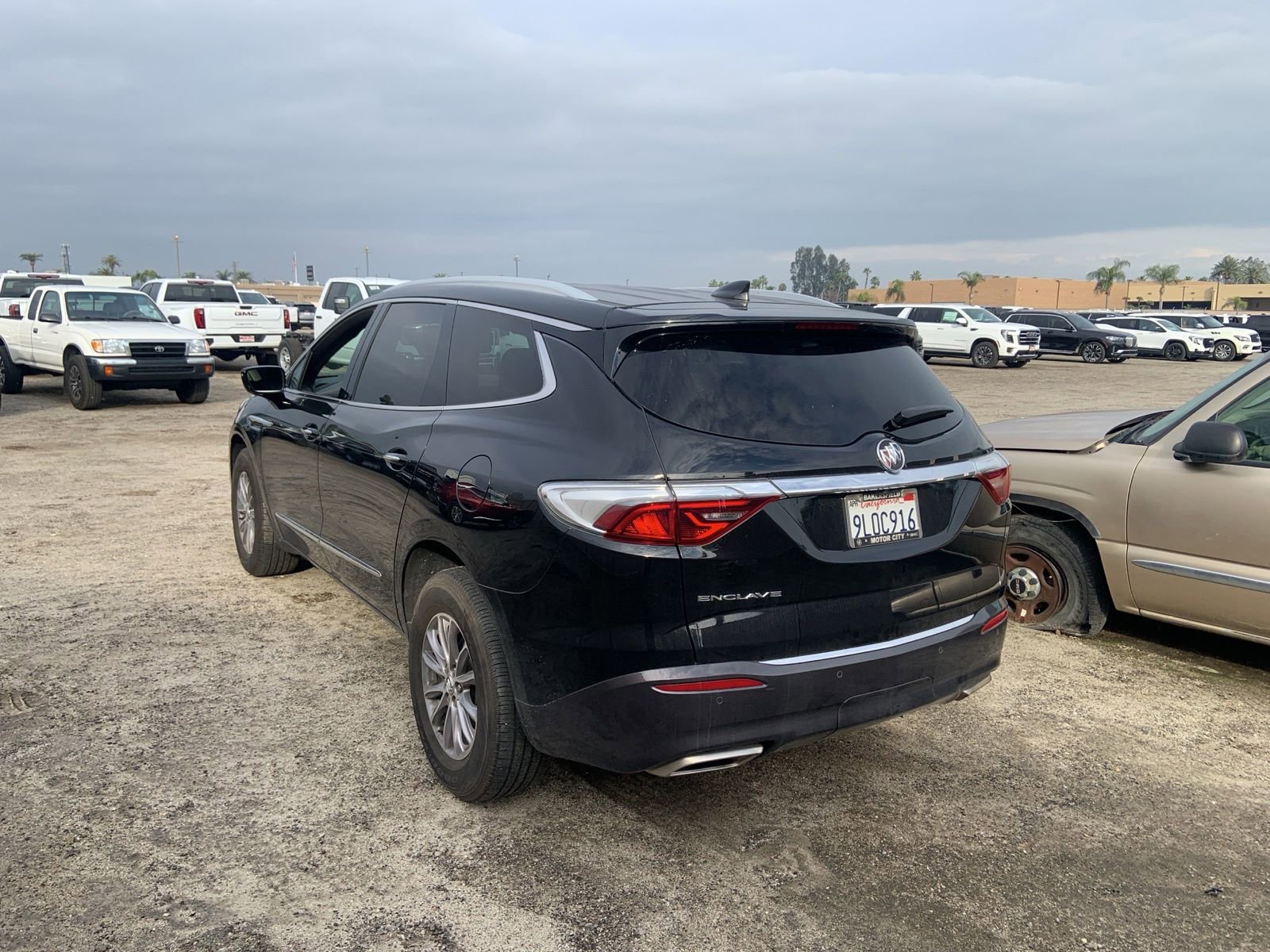Used 2023 Buick Enclave Premium image 6