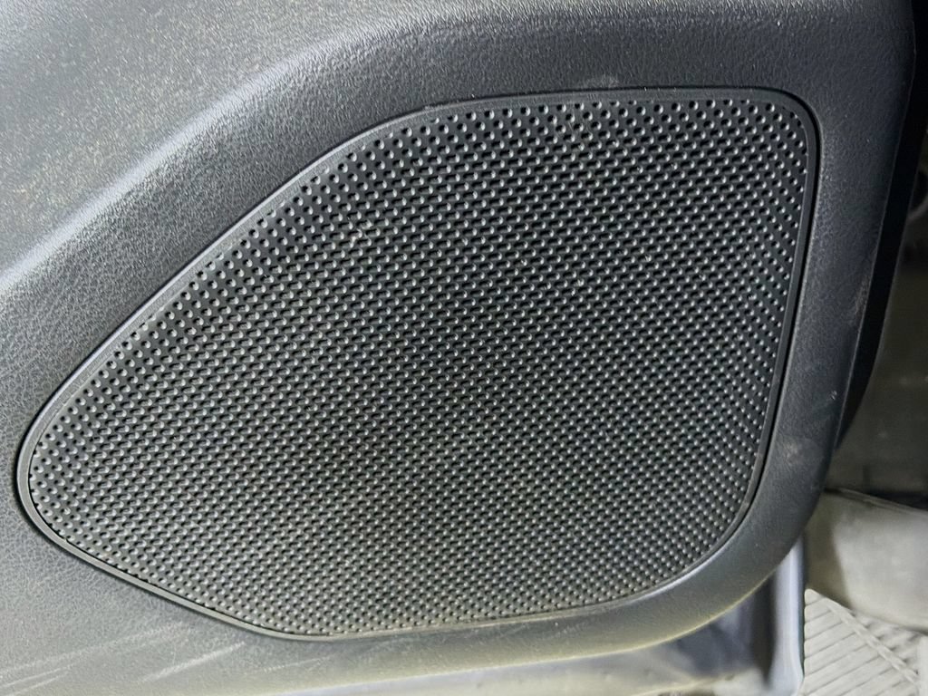 Used 2022 Nissan Rogue SV FWD image 22