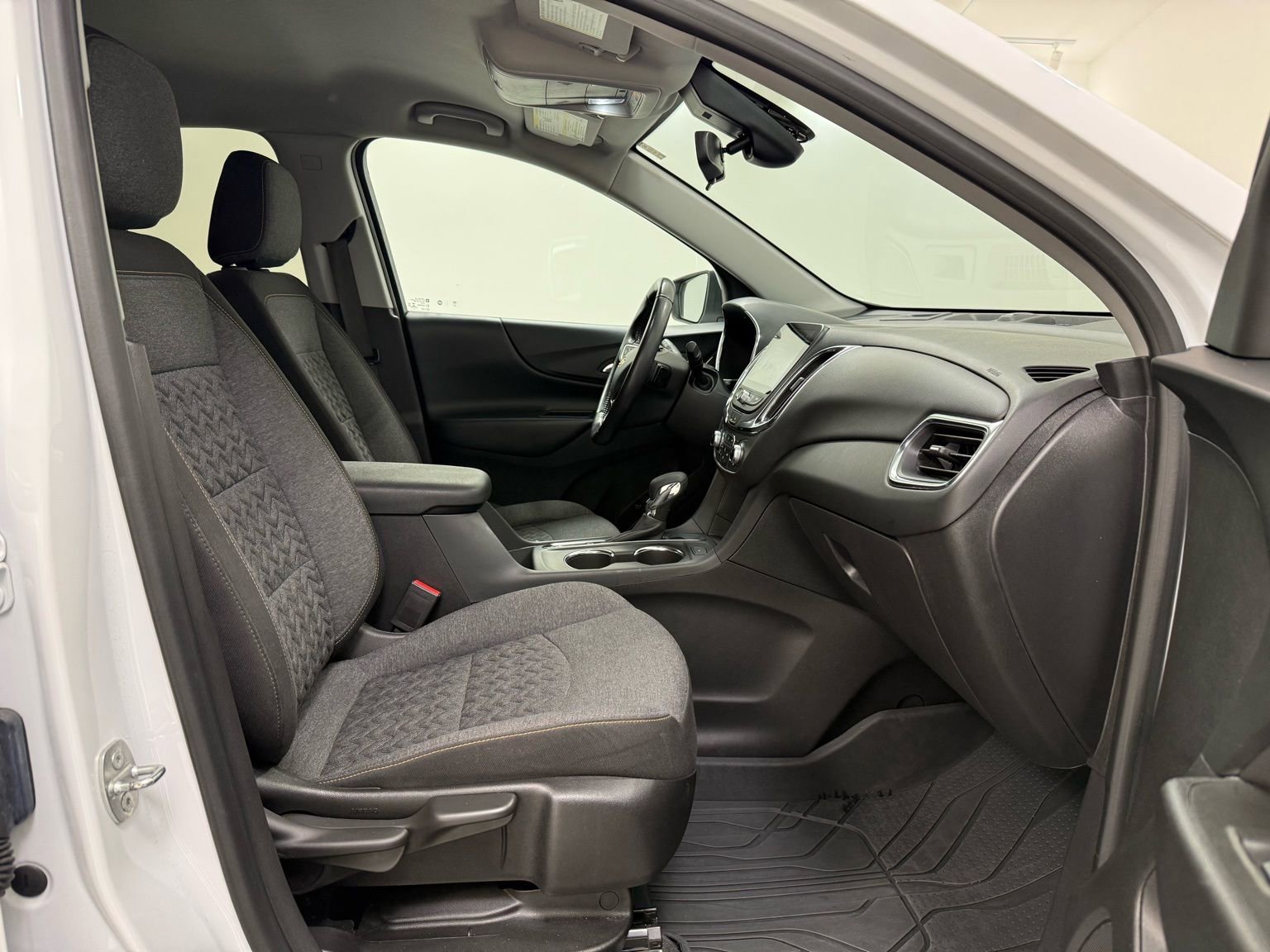 Used 2022 Chevrolet Equinox LT image 20