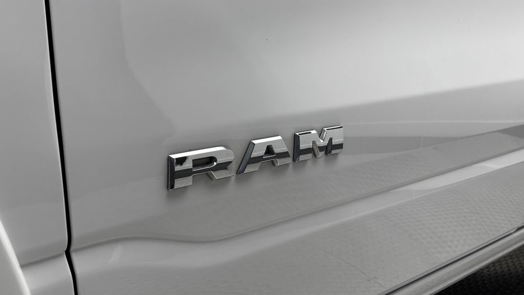 Used 2025 RAM 1500 Big Horn AWD/4WD image 5
