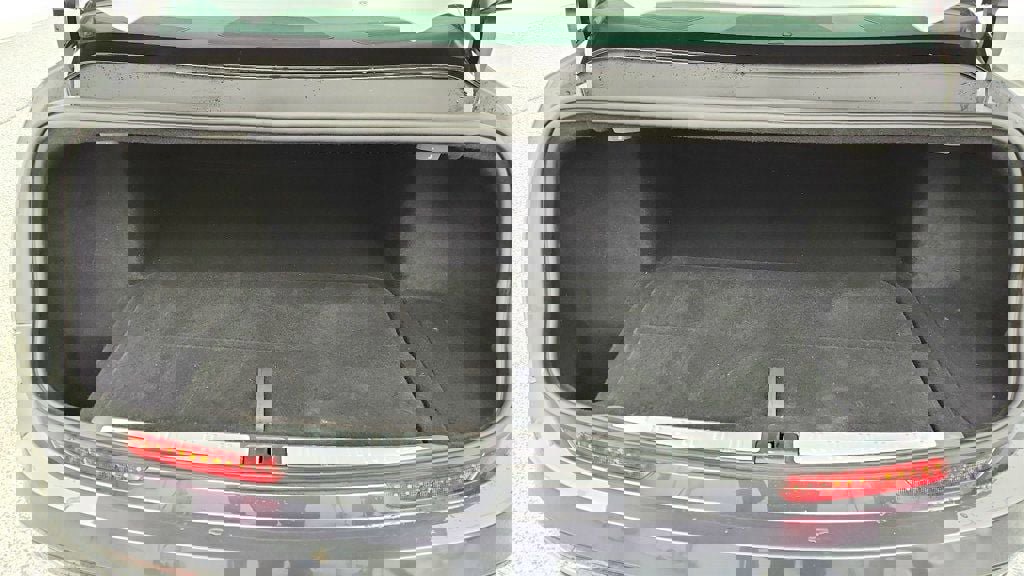 Used 2023 Lucid Air Touring image 19