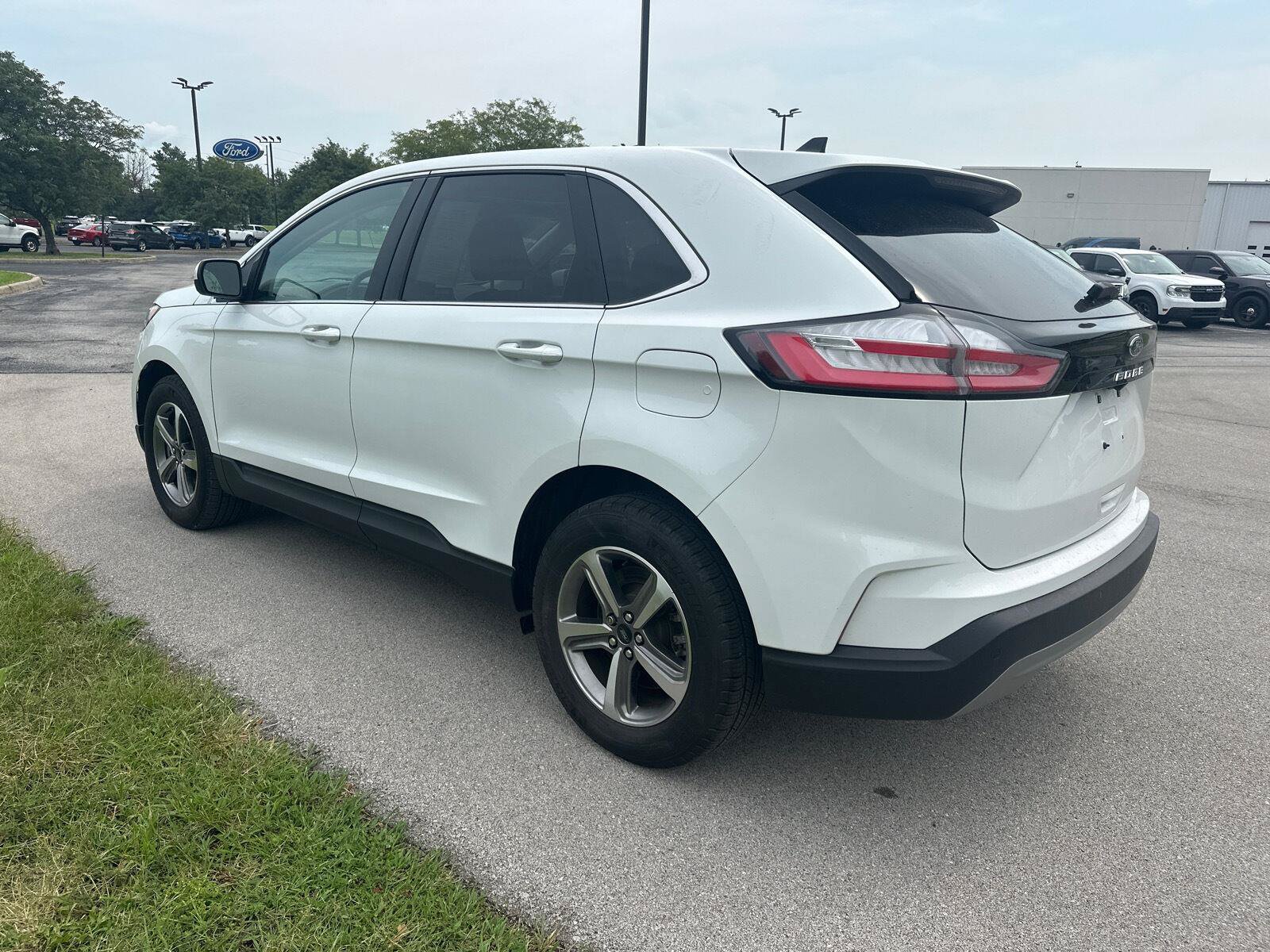 Used 2023 Ford Edge SEL w/ Convenience Package AWD/4WD image 15