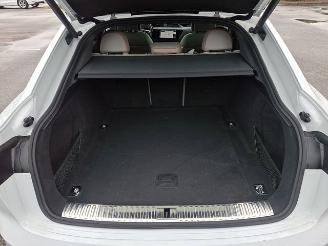 Used 2024 Audi Q8 e-tron Prestige w/ Prestige Package image 34