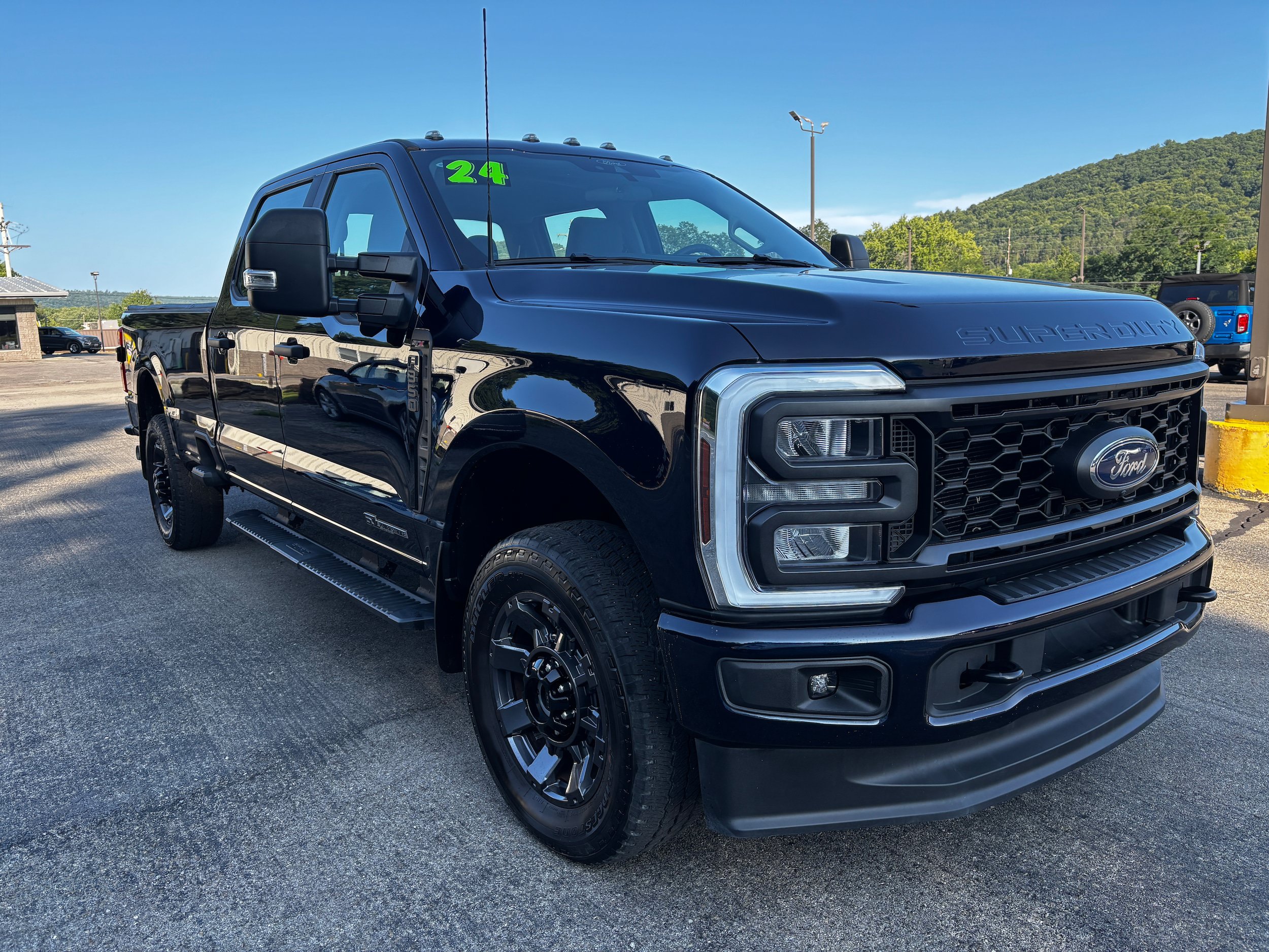 Used 2024 Ford F350 XL w/ STX Appearance Package AWD/4WD image 1