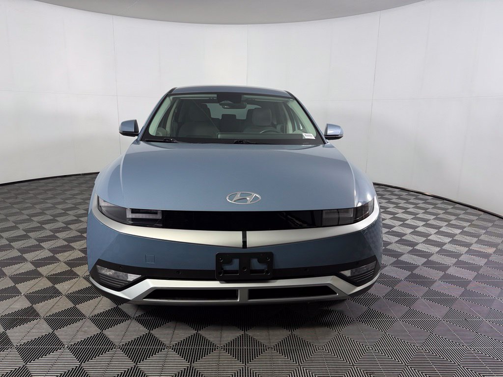 Used 2024 Hyundai Ioniq 5 SEL RWD image 3