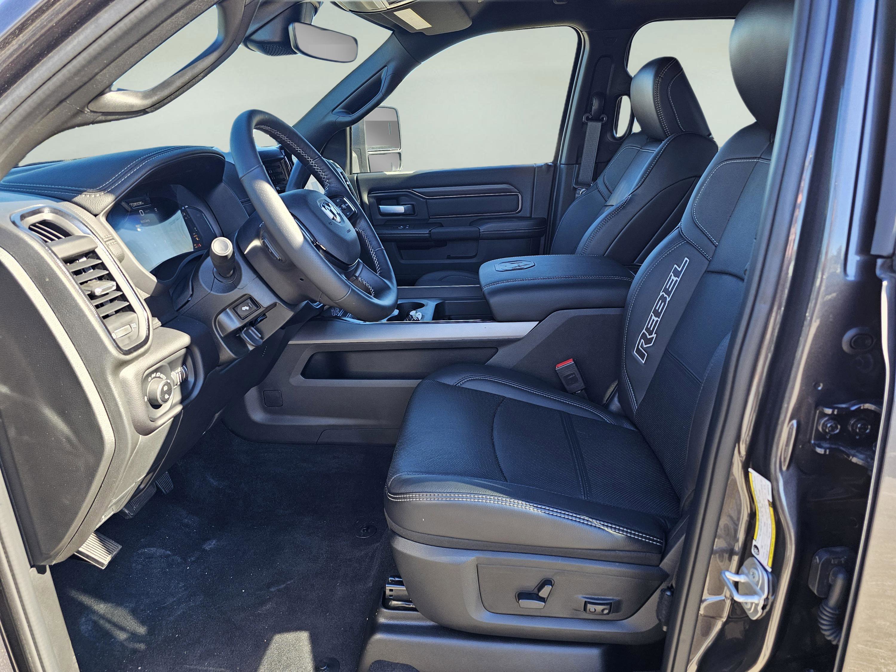 New 2025 RAM 2500 Rebel w/ Rebel Level 1 Equipment Group AWD/4WD image 18