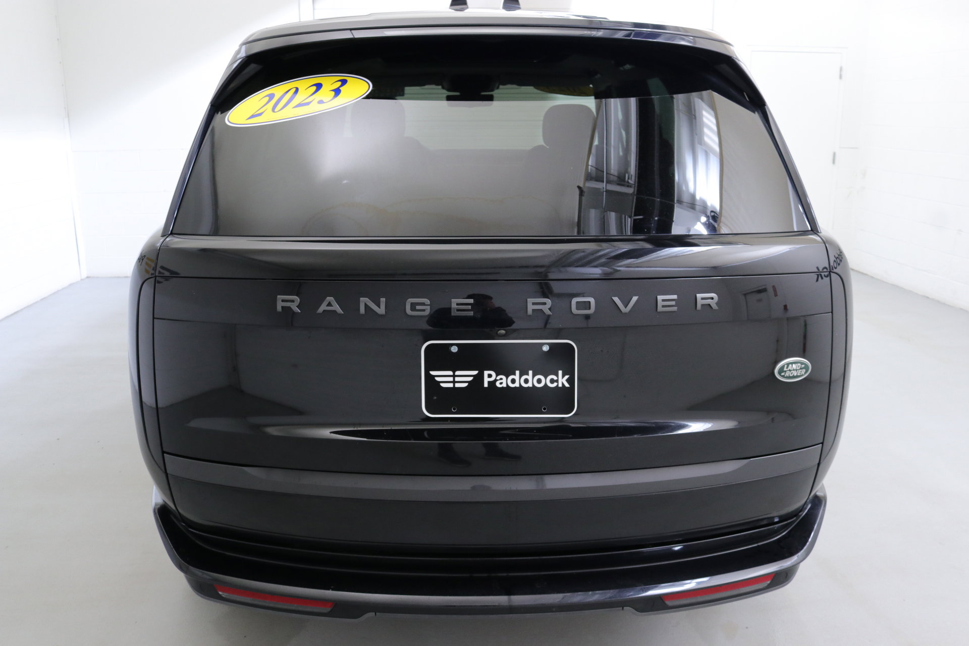 Used 2023 Land Rover Range Rover SE image 7