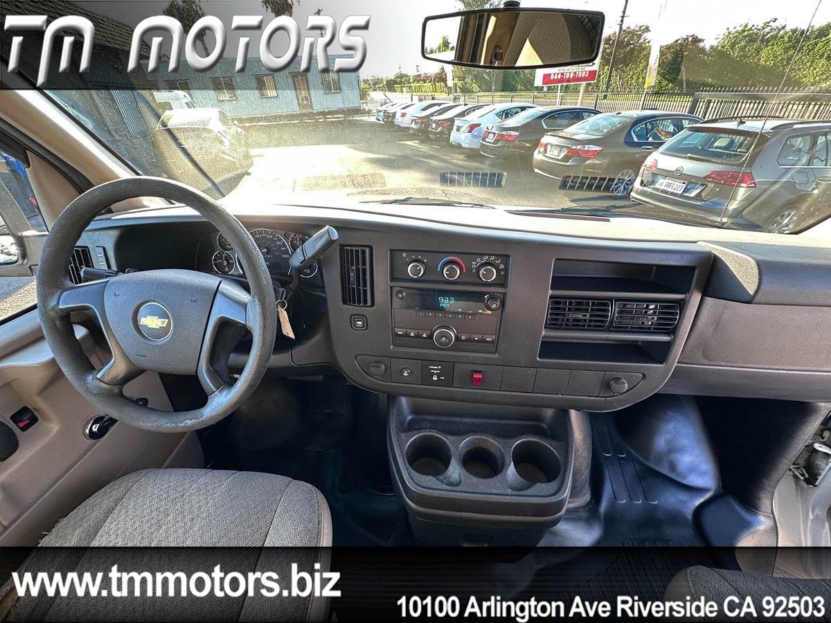Used 2012 Chevrolet Express 2500 RWD image 7