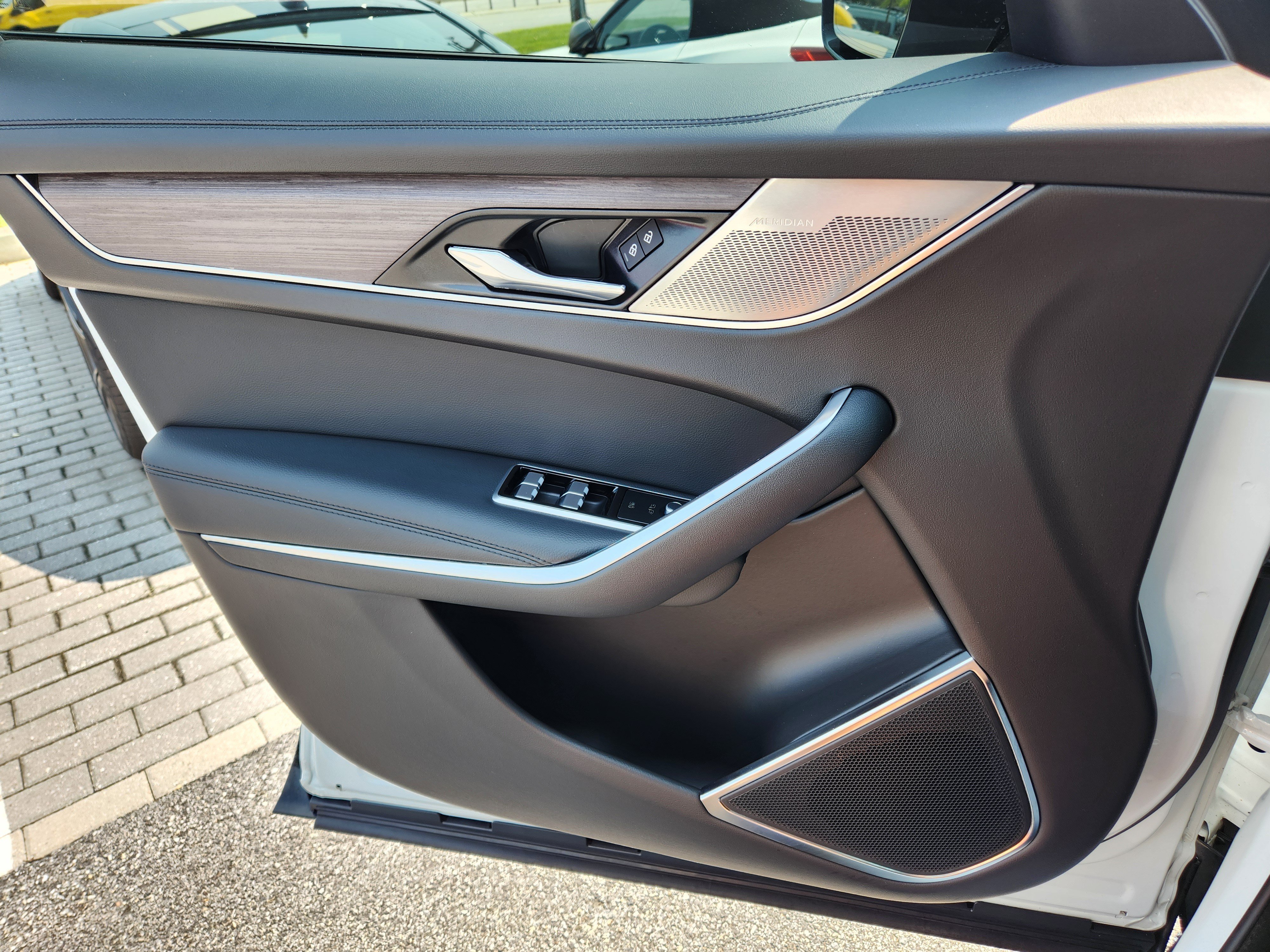 Certified 2022 Jaguar F-PACE S AWD/4WD image 25