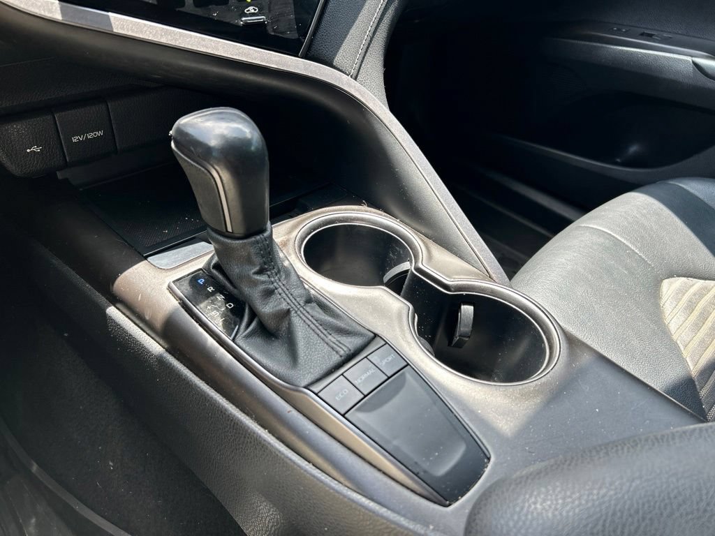 Used 2022 Toyota Camry SE FWD image 28