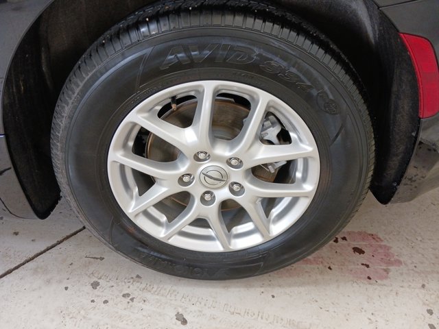 Used 2024 Chrysler Pacifica Touring-L image 33