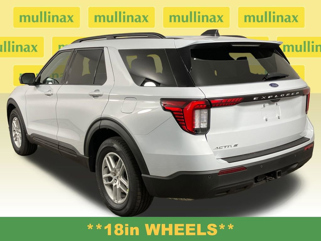 New 2026 Ford Explorer Active RWD image 9