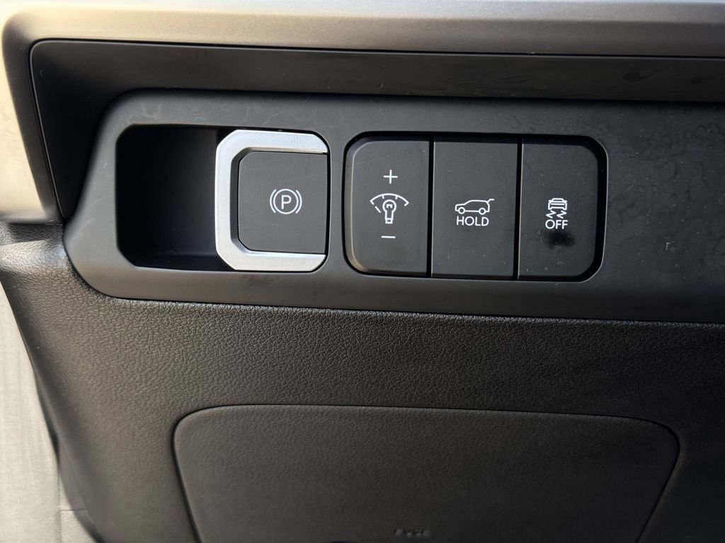 Used 2025 Hyundai Santa Fe SEL image 24