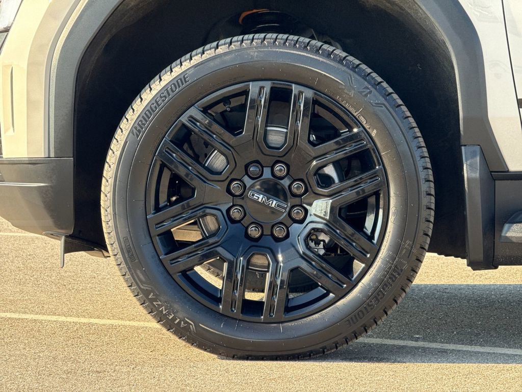 Used 2026 GMC Sierra EV Elevation image 22