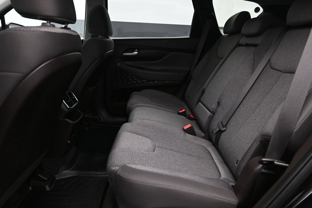 Used 2019 Hyundai Santa Fe SEL FWD image 11