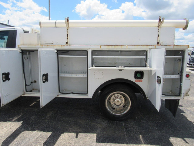 Used 2019 Ford F550 2WD Regular Cab Super Duty image 27