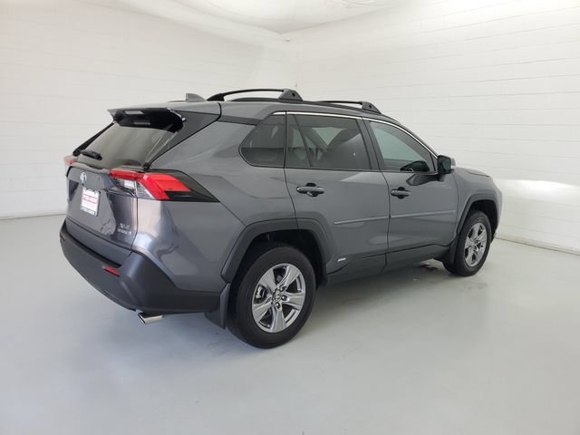Used 2023 Toyota RAV4 XLE w/ Convenience Package AWD/4WD image 5