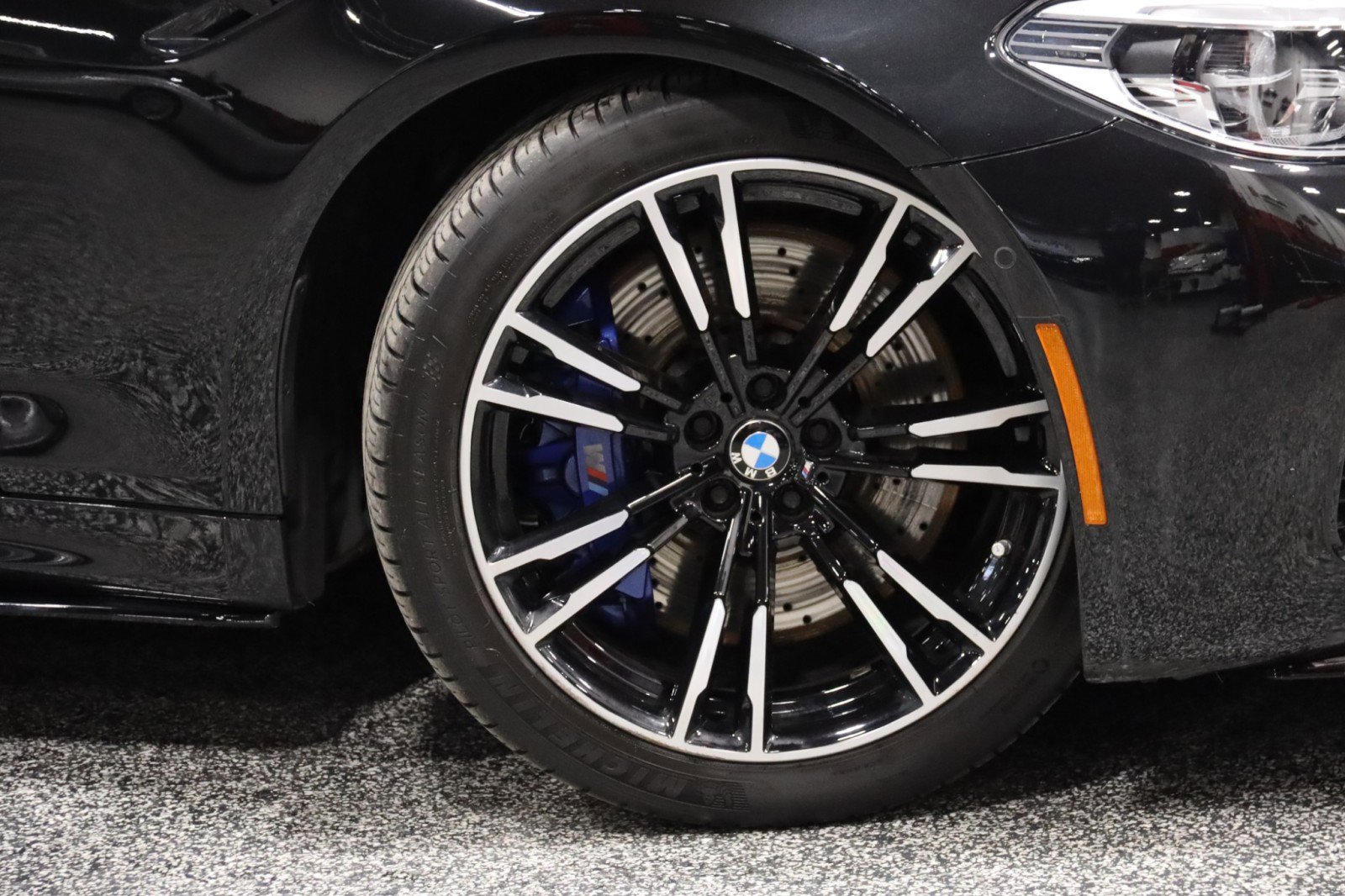 Used 2019 BMW M5 w/ Executive Package AWD/4WD image 4