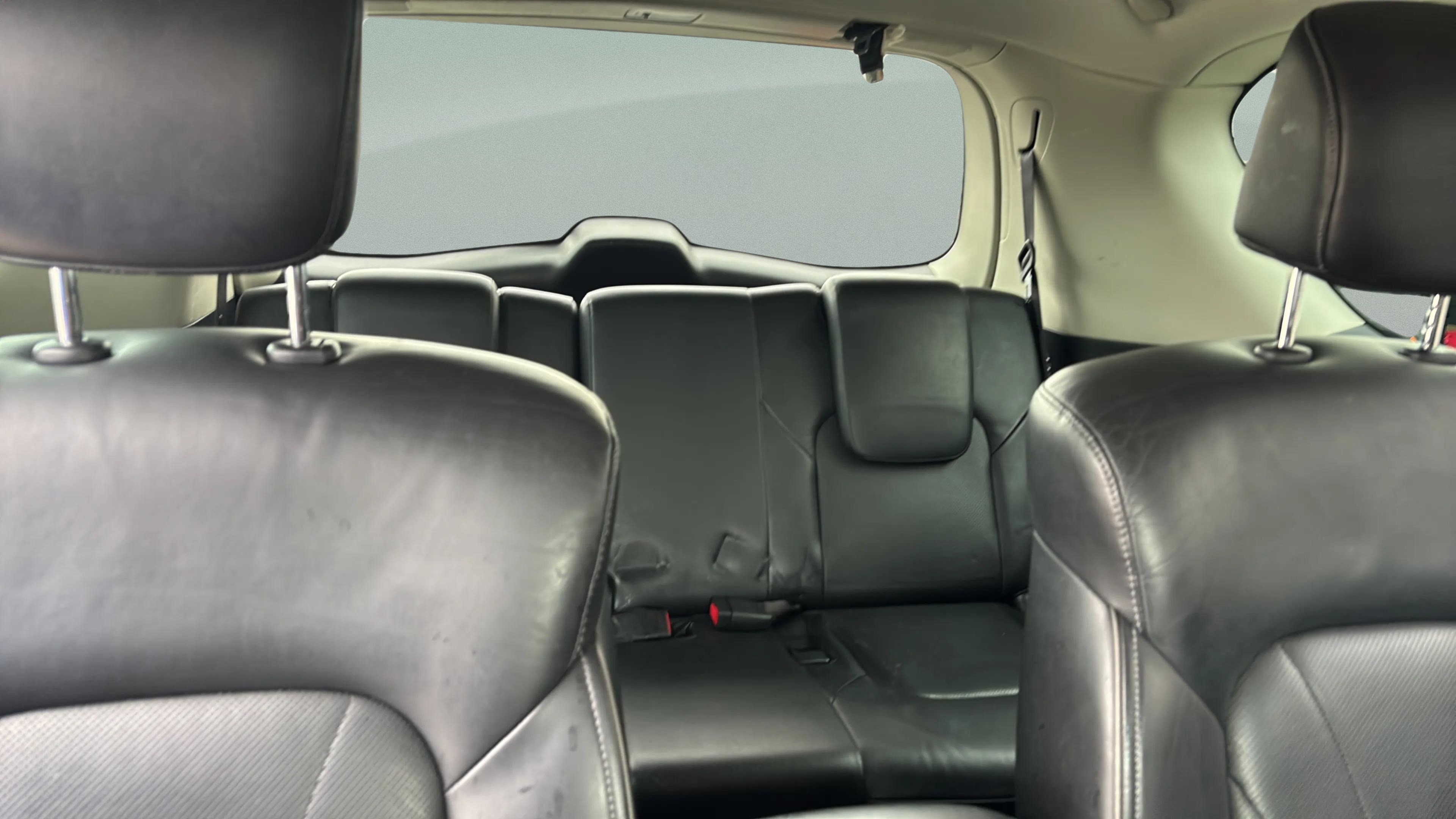 Used 2017 INFINITI QX80 2WD w/ Deluxe Technology Package image 30