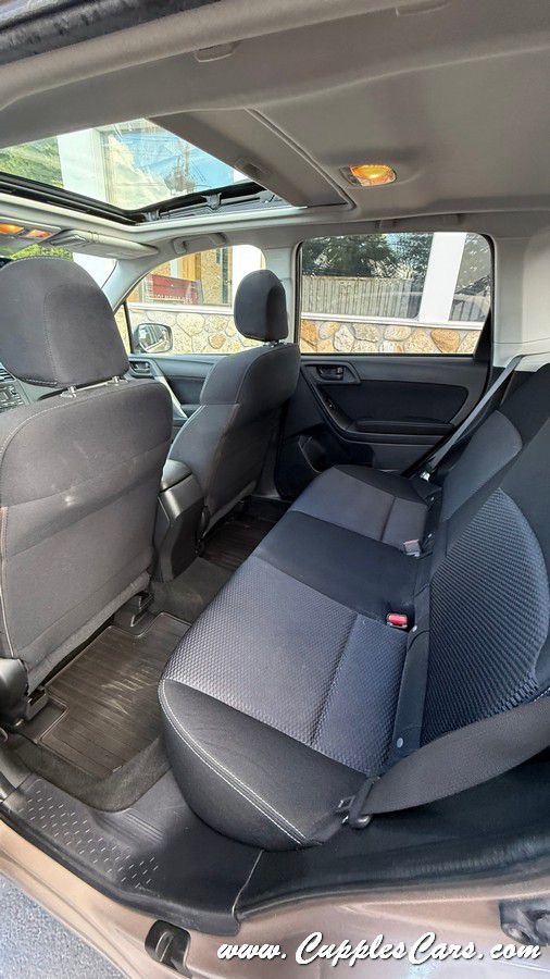 Used 2014 Subaru Forester 2.5i Premium w/ All-Weather Package image 30