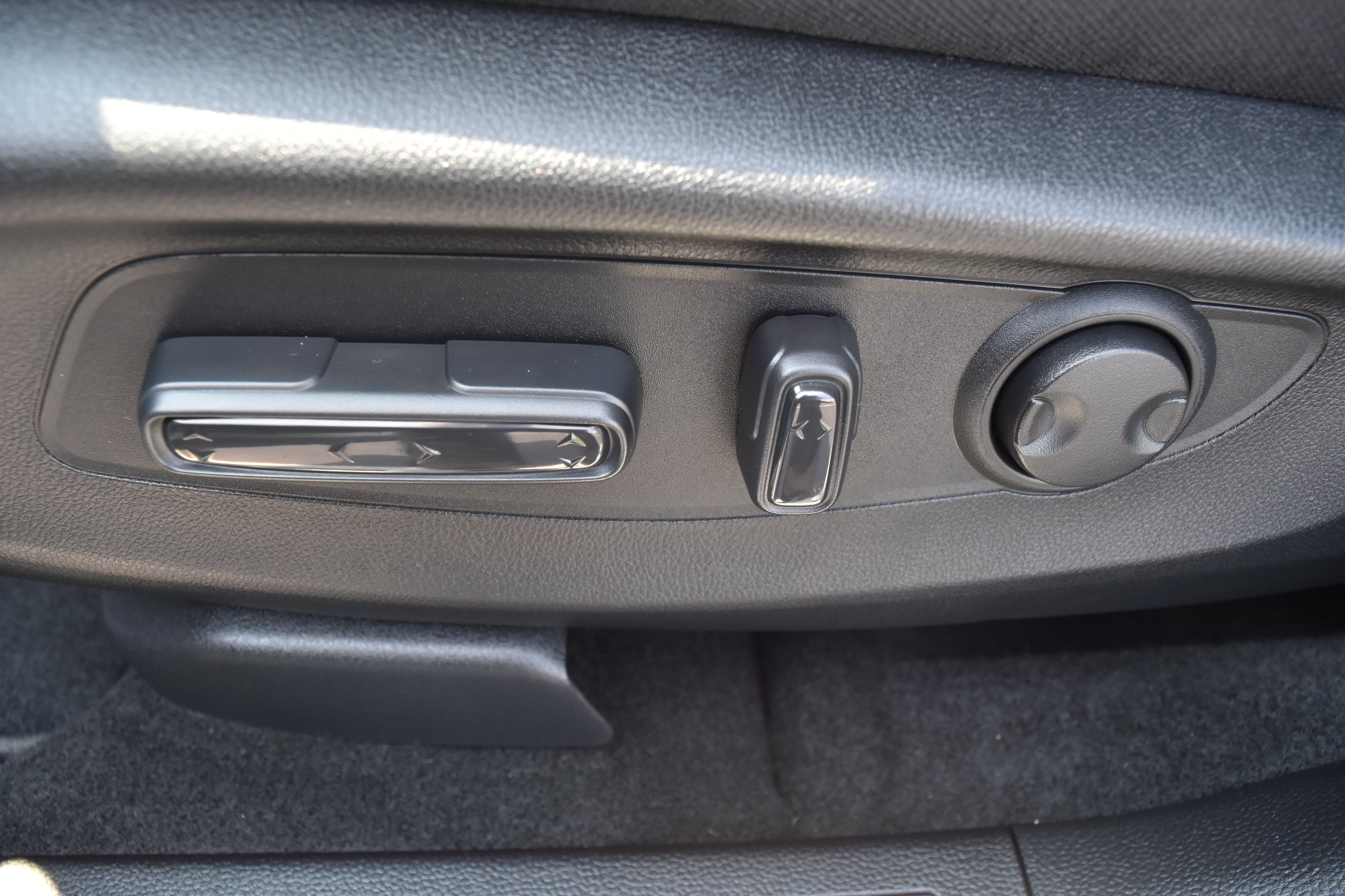 Certified 2026 Honda CR-V EX image 13