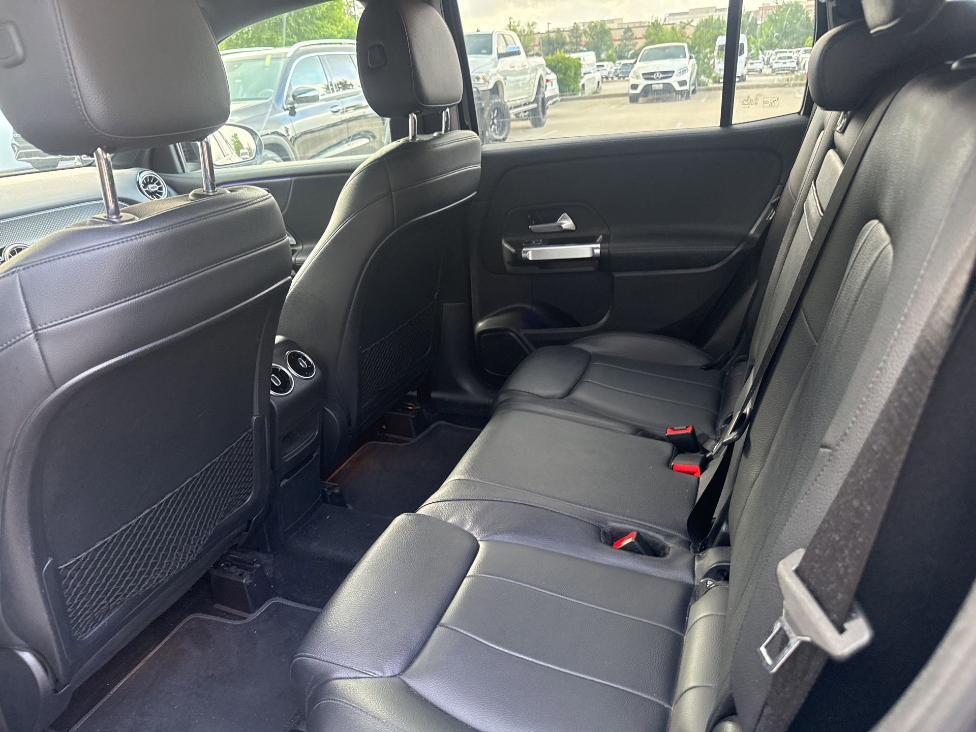 Used 2020 Mercedes-Benz GLB 250 image 10