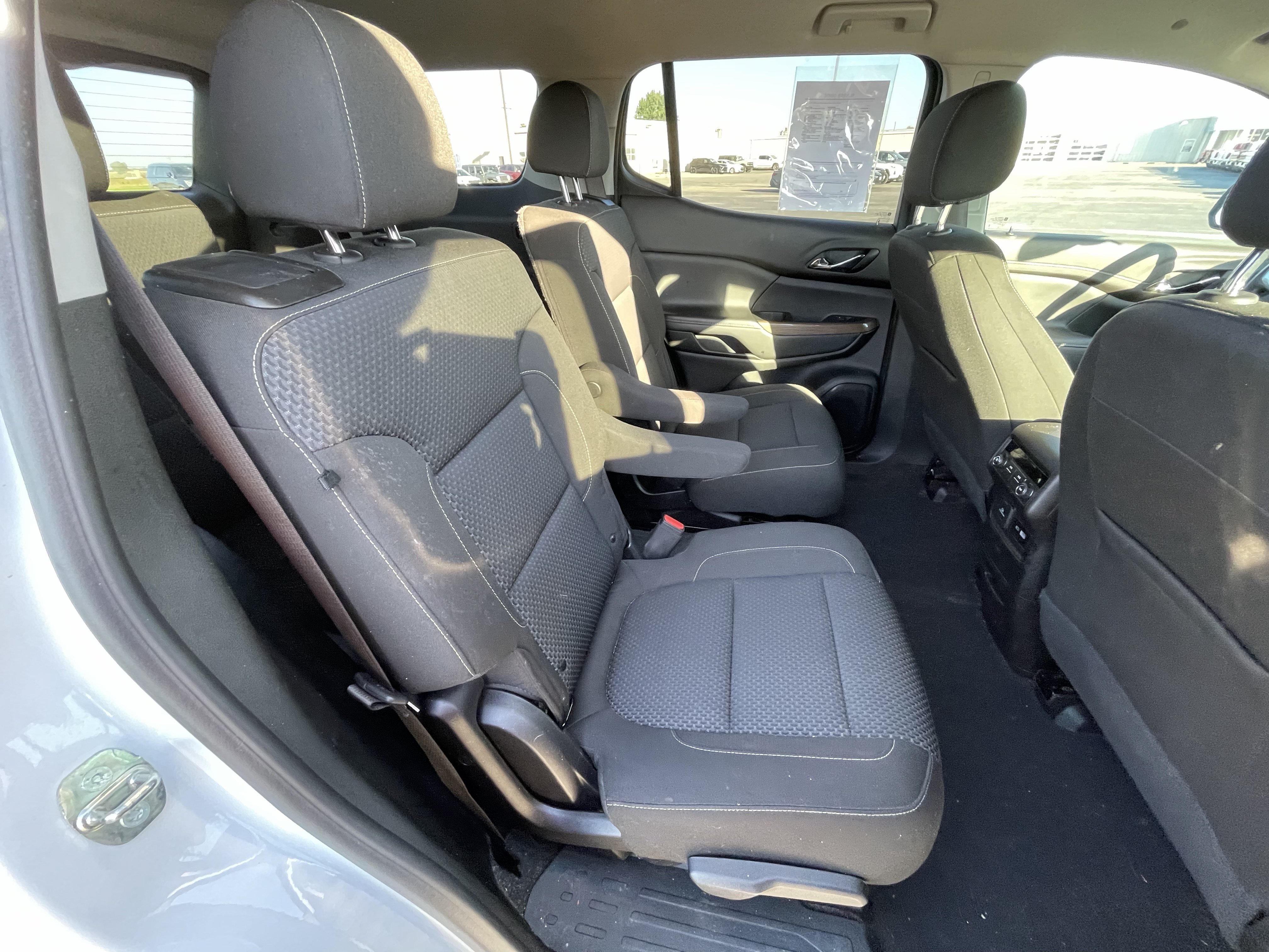 Used 2023 GMC Acadia SLE w/ Driver Convenience Package AWD/4WD image 14