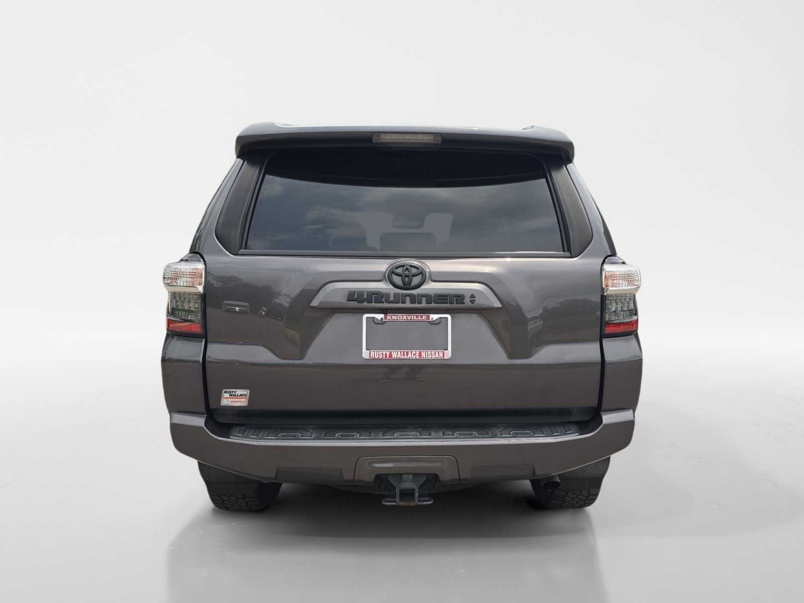 Used 2020 Toyota 4Runner SR5 Premium w/ Moonroof Package AWD/4WD image 4