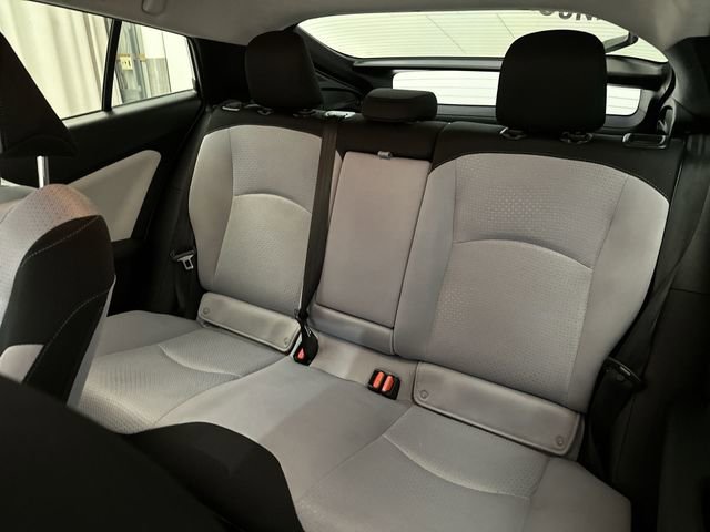 Used 2022 Toyota Prius LE AWD/4WD image 26