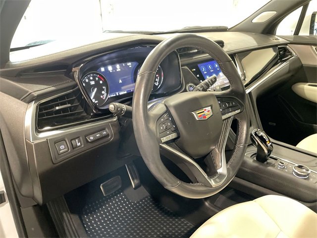 Certified 2023 Cadillac XT6 Sport w/ Technology Package image 16