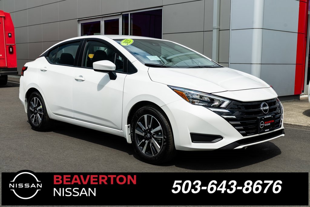 New 2025 Nissan Versa SV w/ Trunk Package