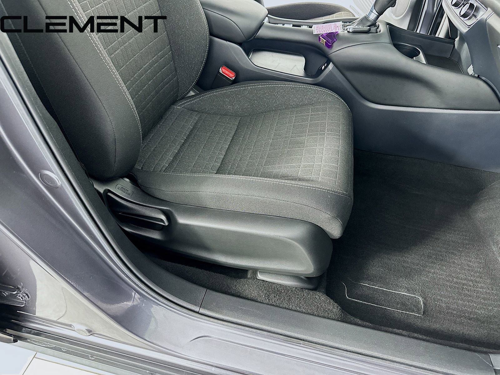 Used 2023 Honda HR-V LX image 32