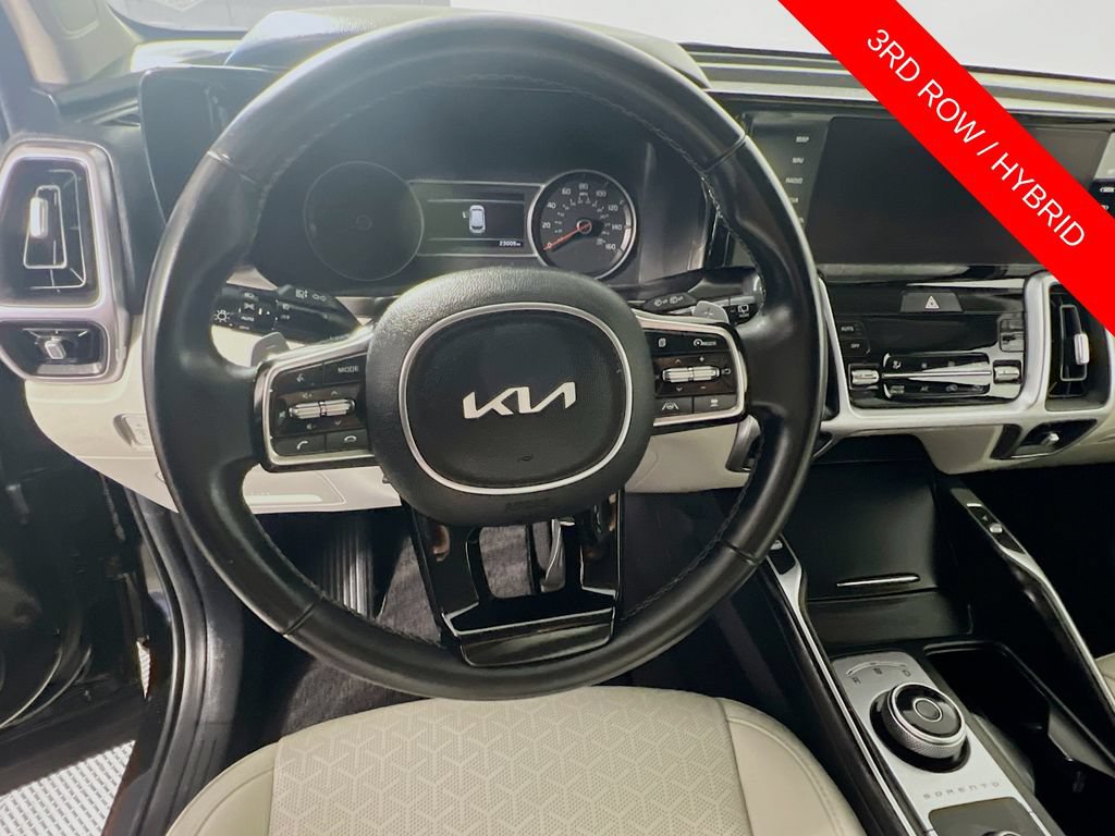 Certified 2023 Kia Sorento EX AWD/4WD image 12