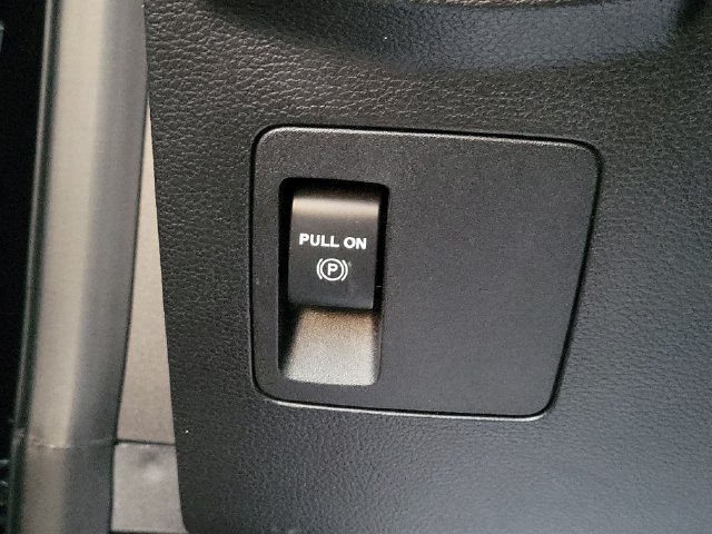 Used 2020 Ford Expedition Max XLT w/ Equipment Group 202A RWD image 14
