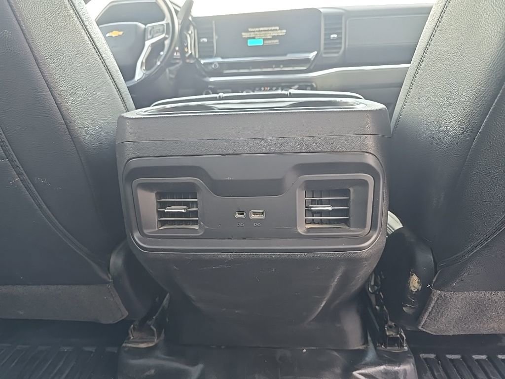 Used 2024 Chevrolet Silverado 3500 LT w/ Convenience Package image 14
