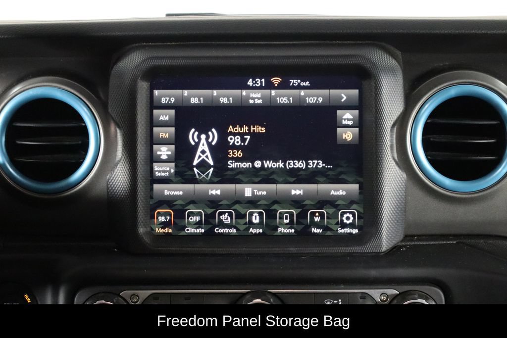 Used 2023 Jeep Wrangler Unlimited Rubicon 4xe w/ Cold Weather Group AWD/4WD image 25
