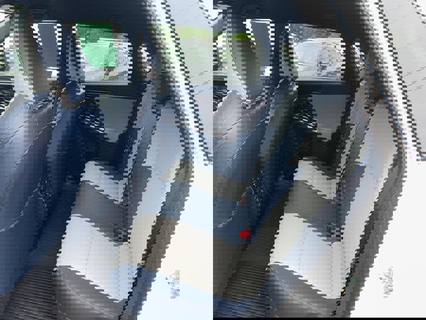 Used 2023 Subaru Solterra AWD image 10