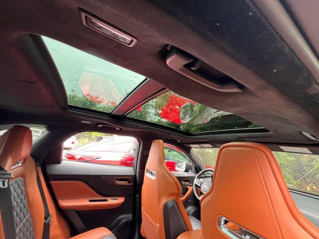 Used 2020 Jaguar F-PACE SVR AWD/4WD image 32