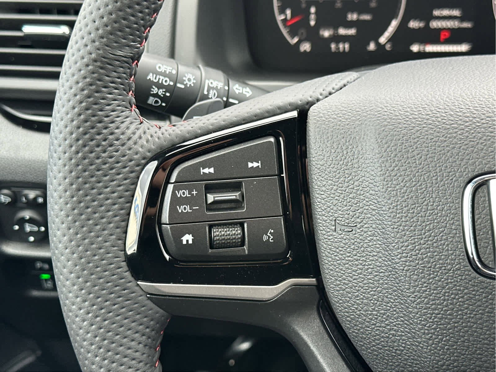 New 2026 Honda Ridgeline Black Edition image 30