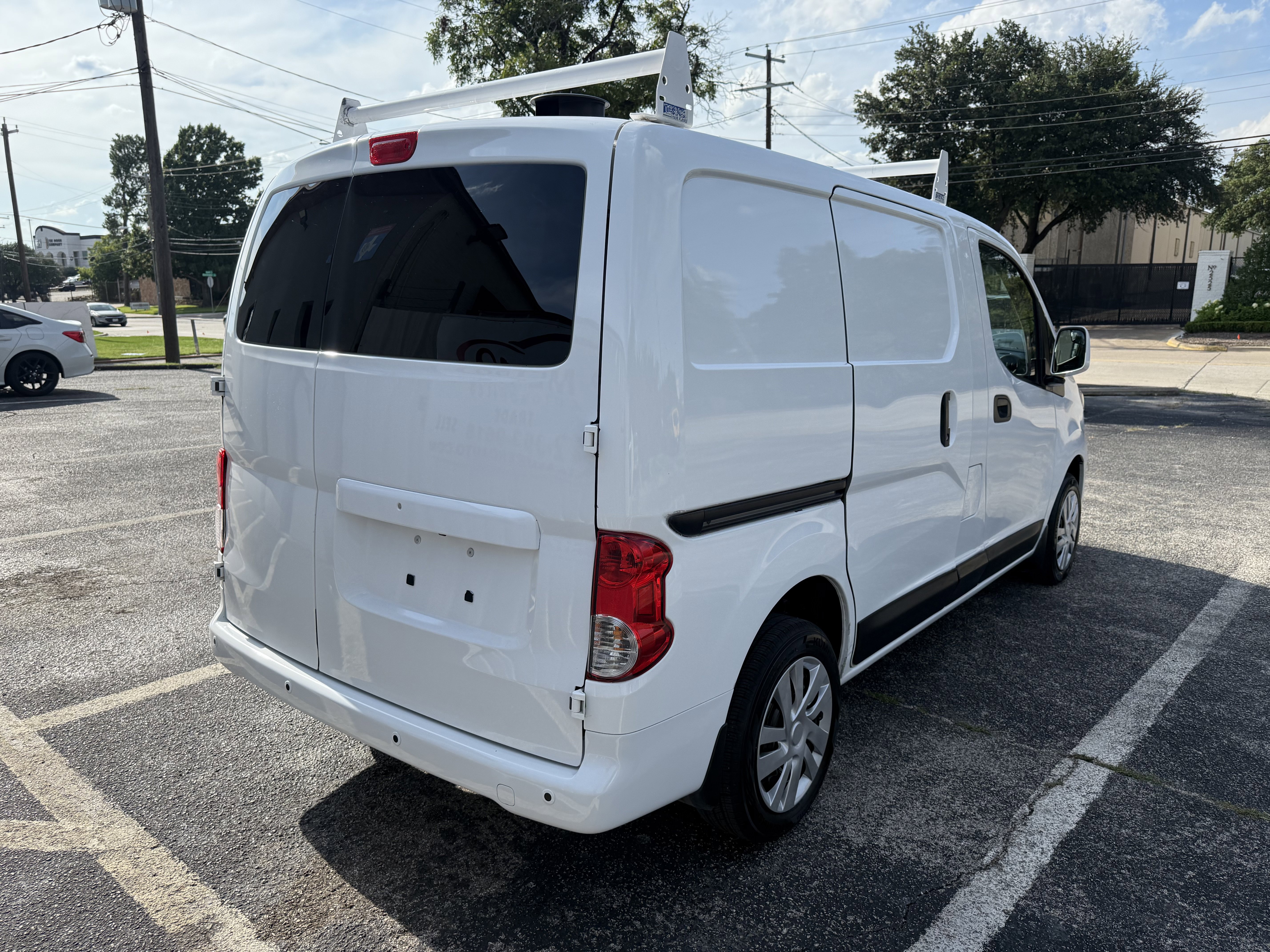 Used 2020 Nissan NV200 SV w/ Back Door Glass Package image 5