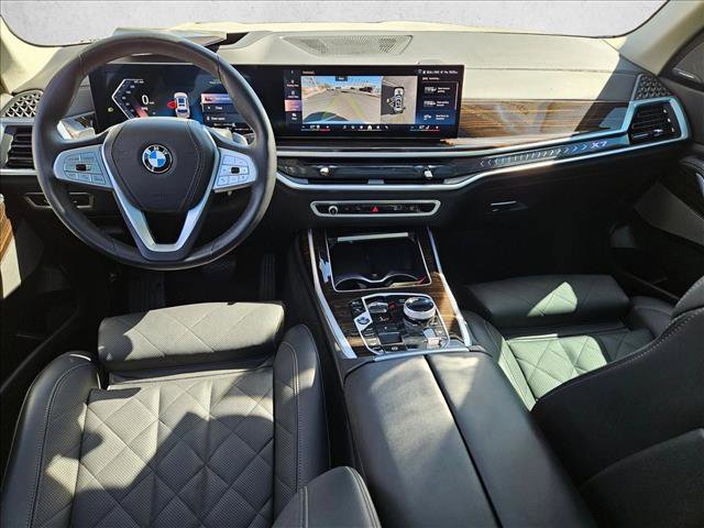 Certified 2025 BMW X7 xDrive40i w/ Premium Package AWD/4WD image 16