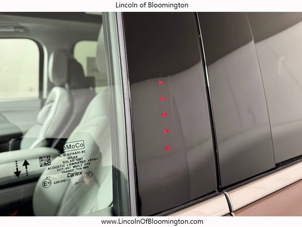 New 2025 Lincoln Navigator L Black Label image 18