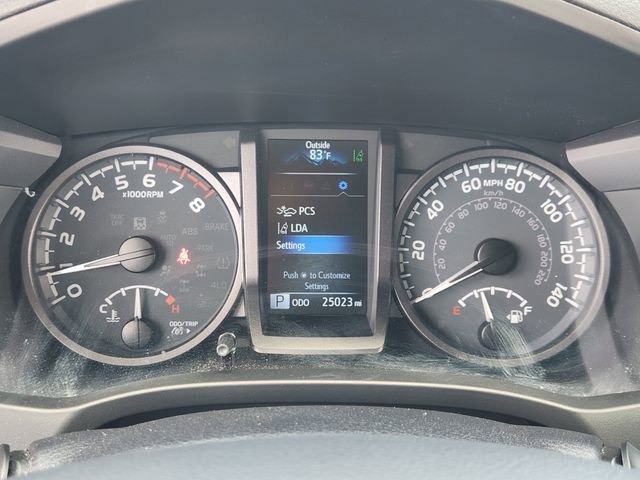 Used 2021 Toyota Tacoma TRD Sport w/ Technology Package RWD image 11