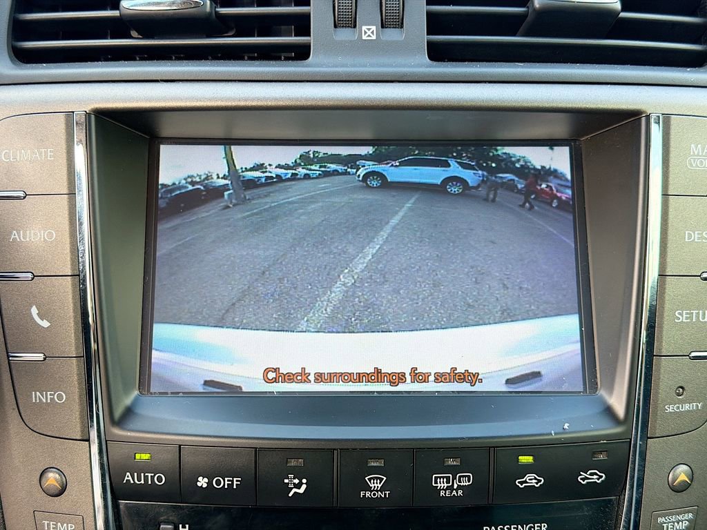 Used 2015 Lexus IS 250C w/ Luxury Package image 31