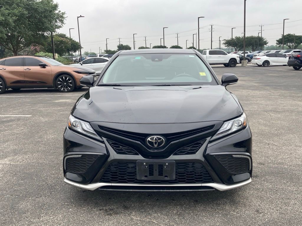 Used 2024 Toyota Camry XSE FWD image 2