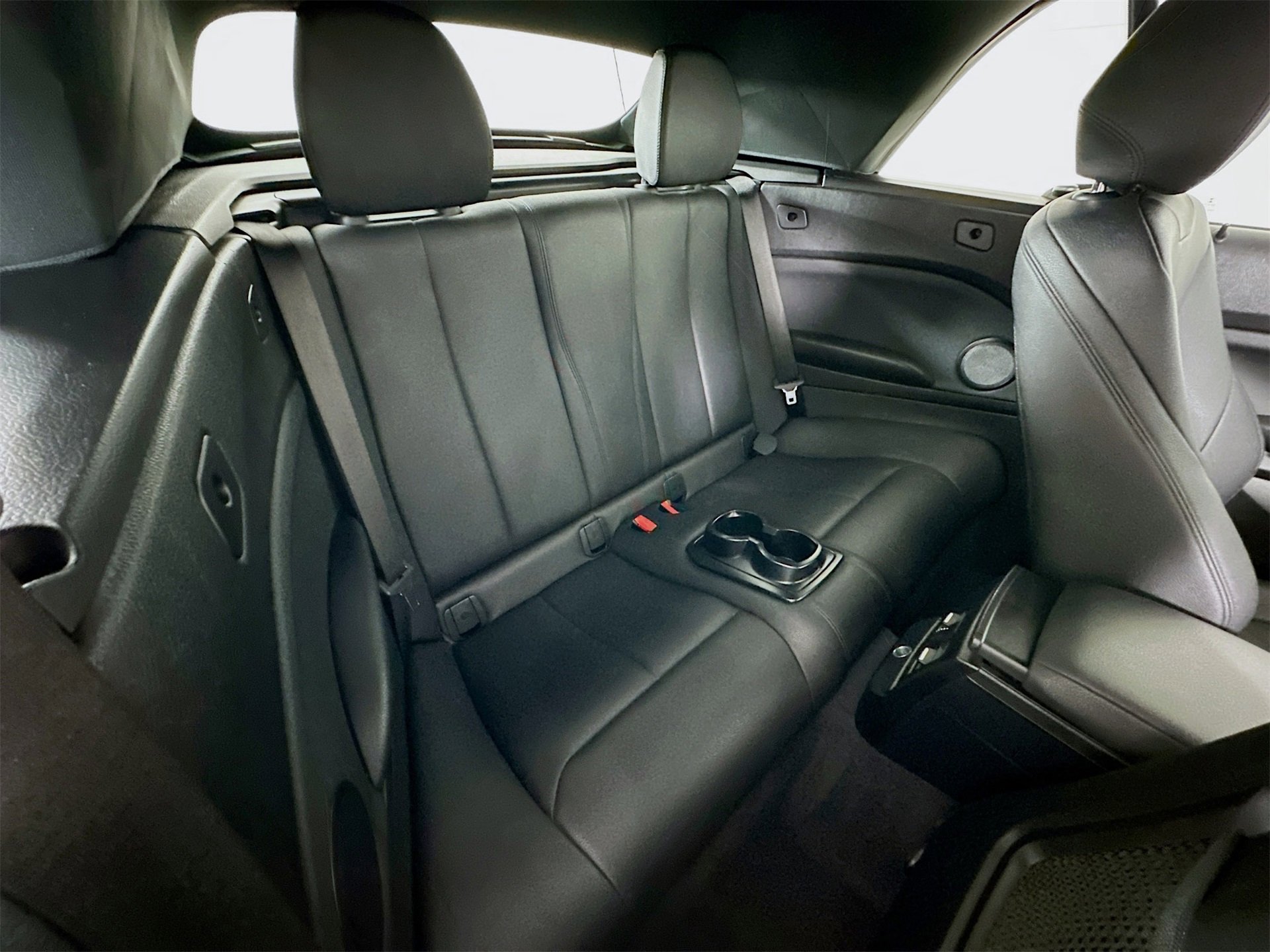 Used 2020 BMW 230i xDrive Convertible image 26