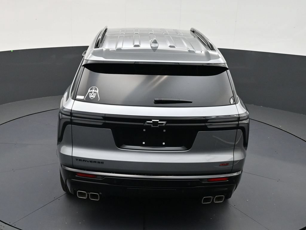 Used 2026 Chevrolet Traverse RS FWD image 16
