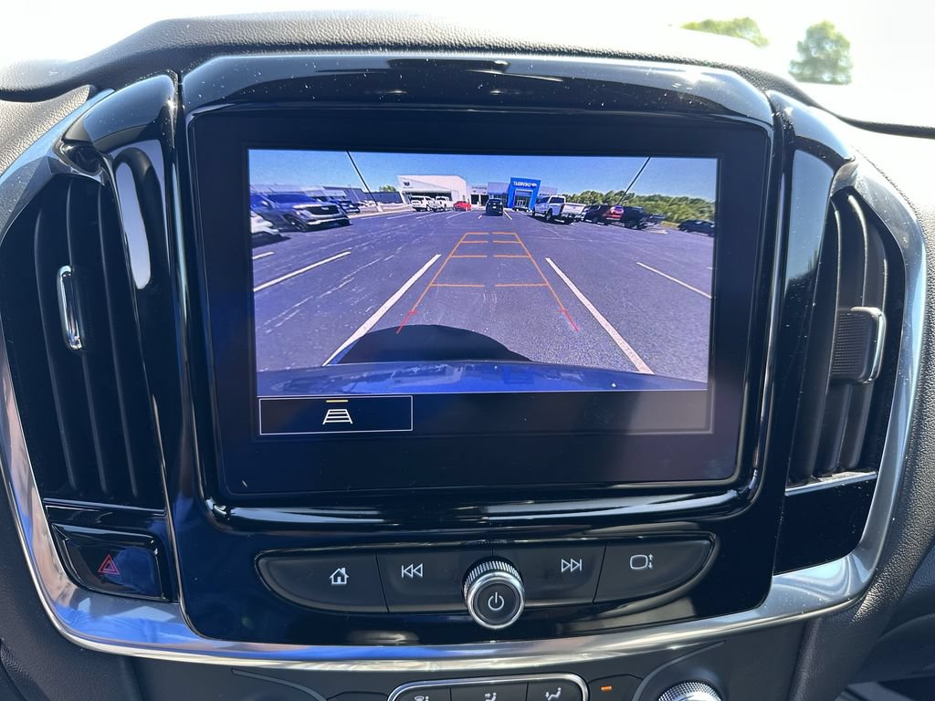 Used 2024 GMC Terrain SLE w/ Driver Convenience Package FWD image 25
